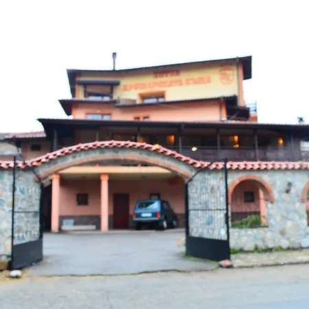 Krusharskata Kashta Hotel