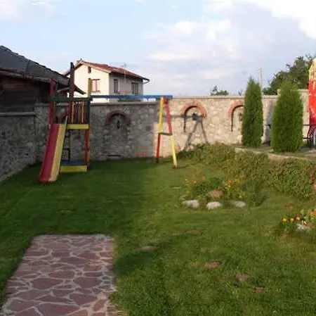 Hotel Krusharskata Kashta 3*